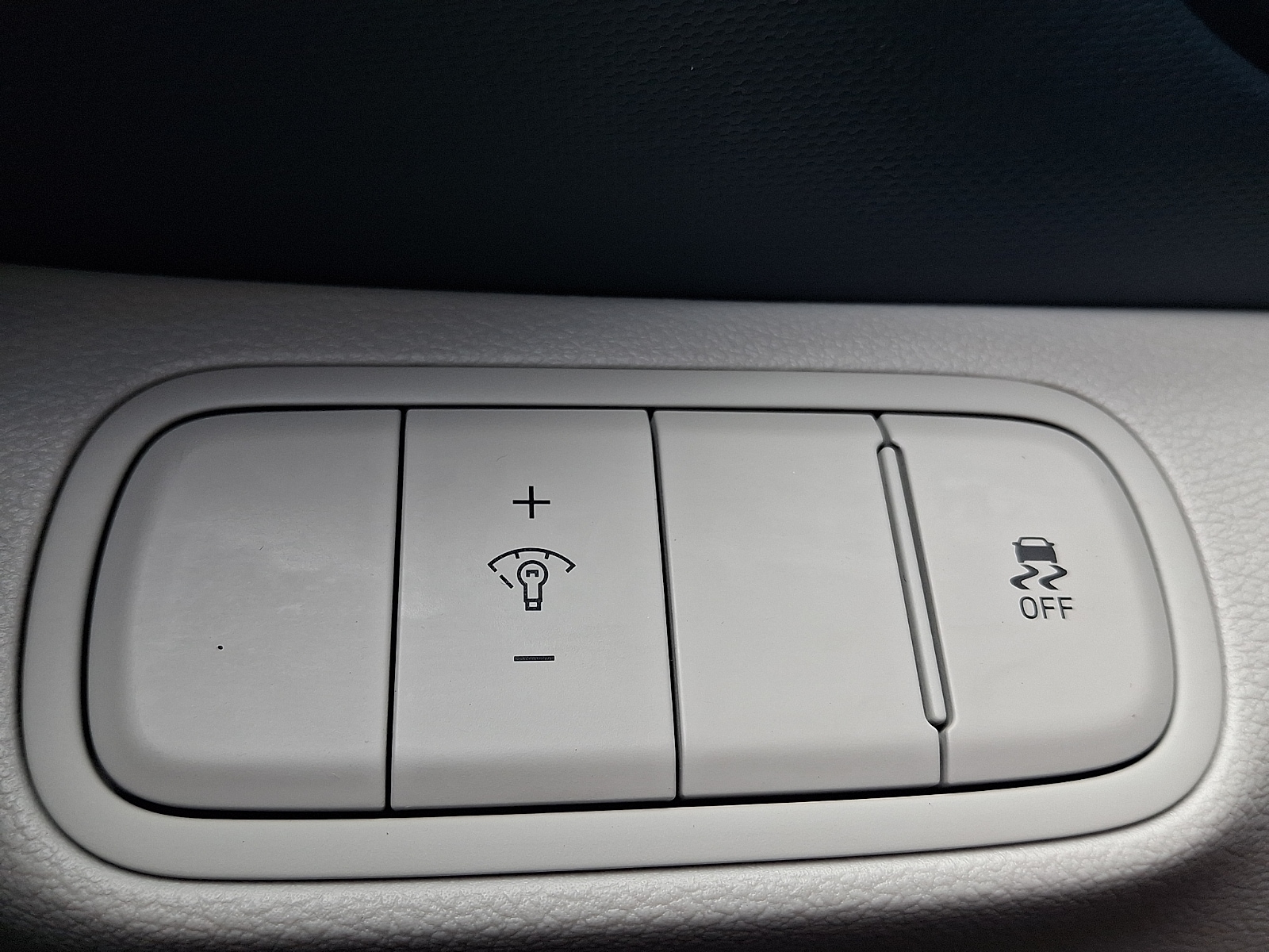 2023 Hyundai Venue Limited - Photo 26
