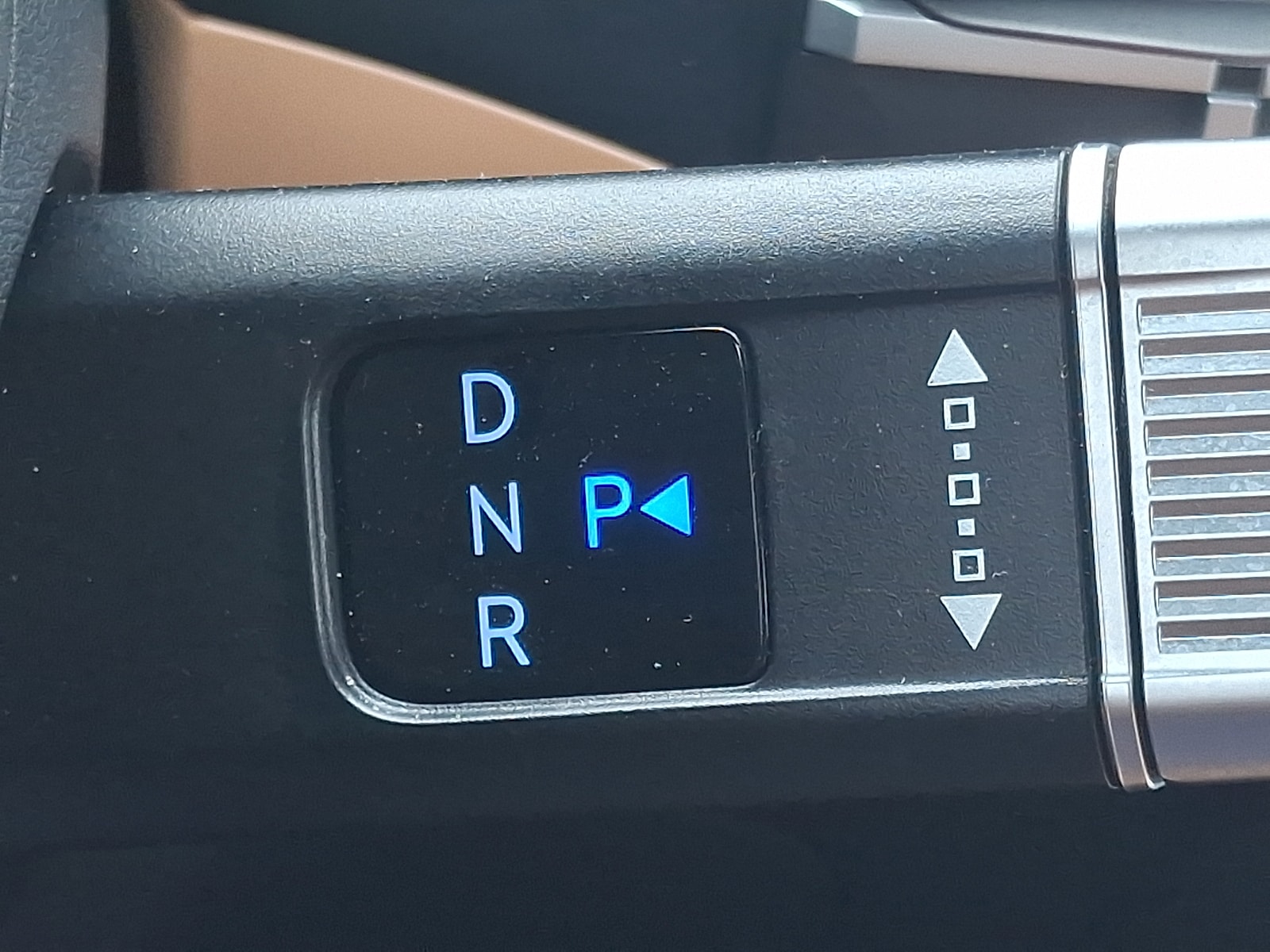 2026 Hyundai Santa Fe Limited - Photo 16
