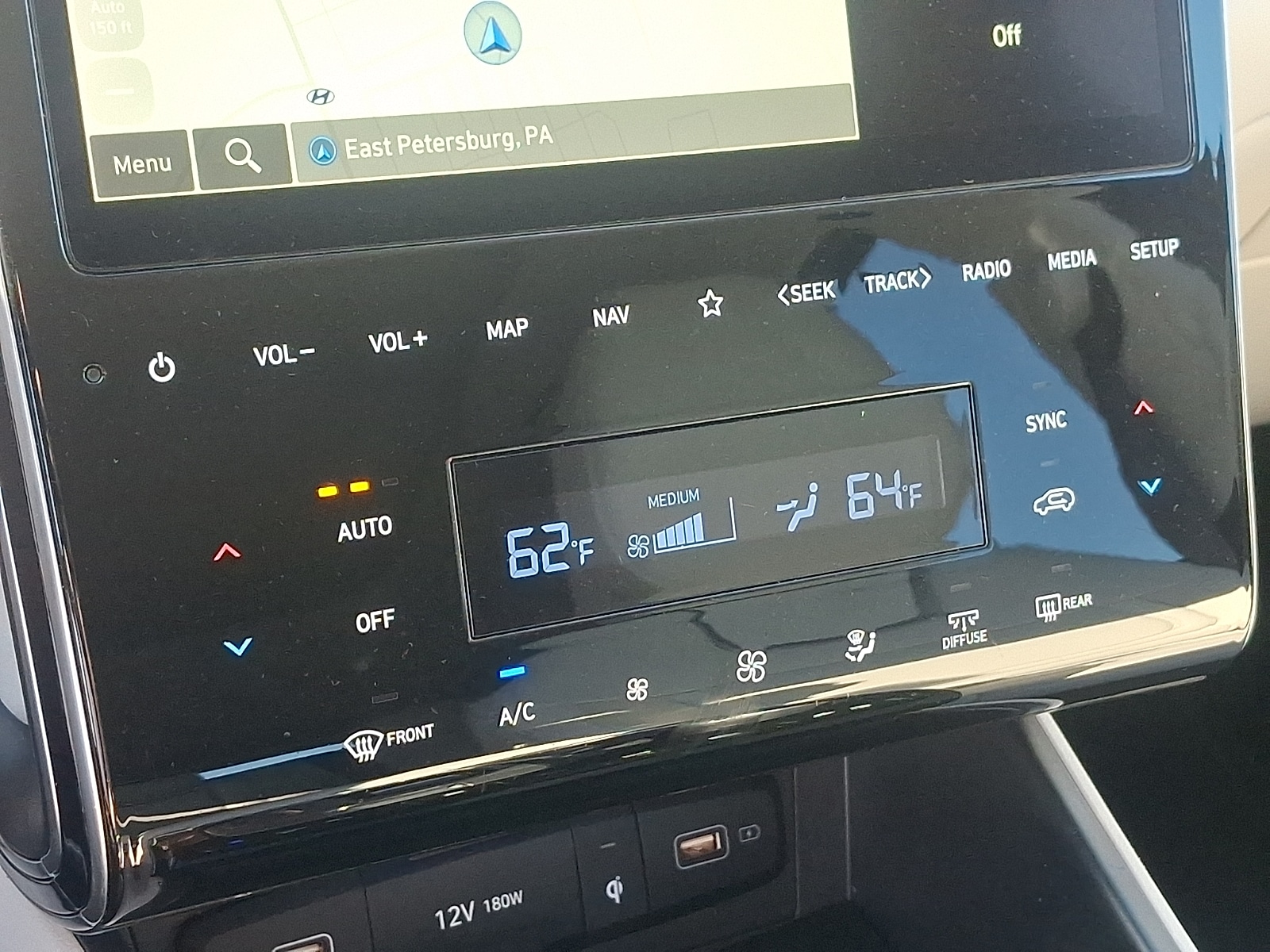 2024 Hyundai Tucson Limited - Photo 17