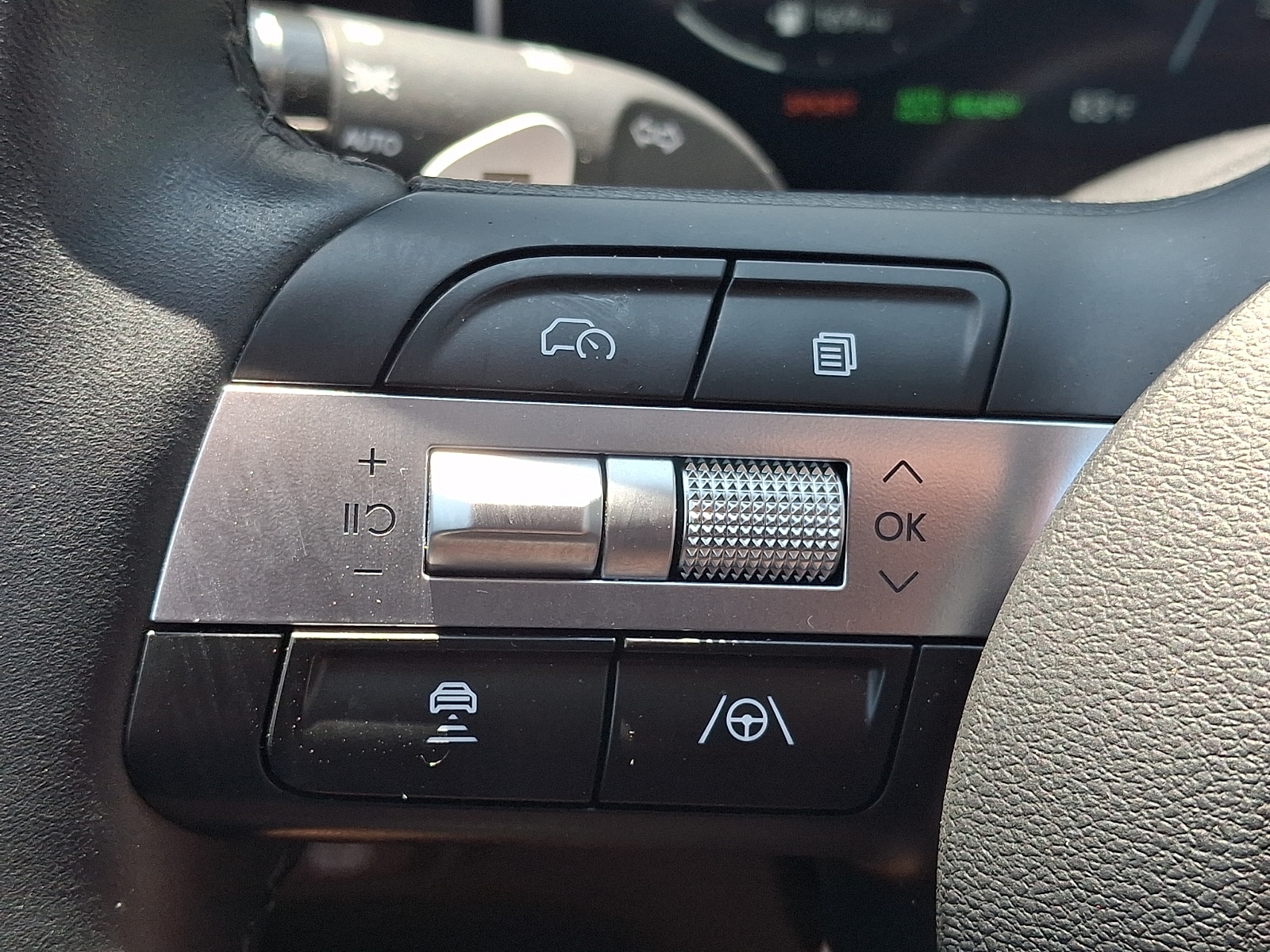 2025 Hyundai Tucson Limited - Photo 22