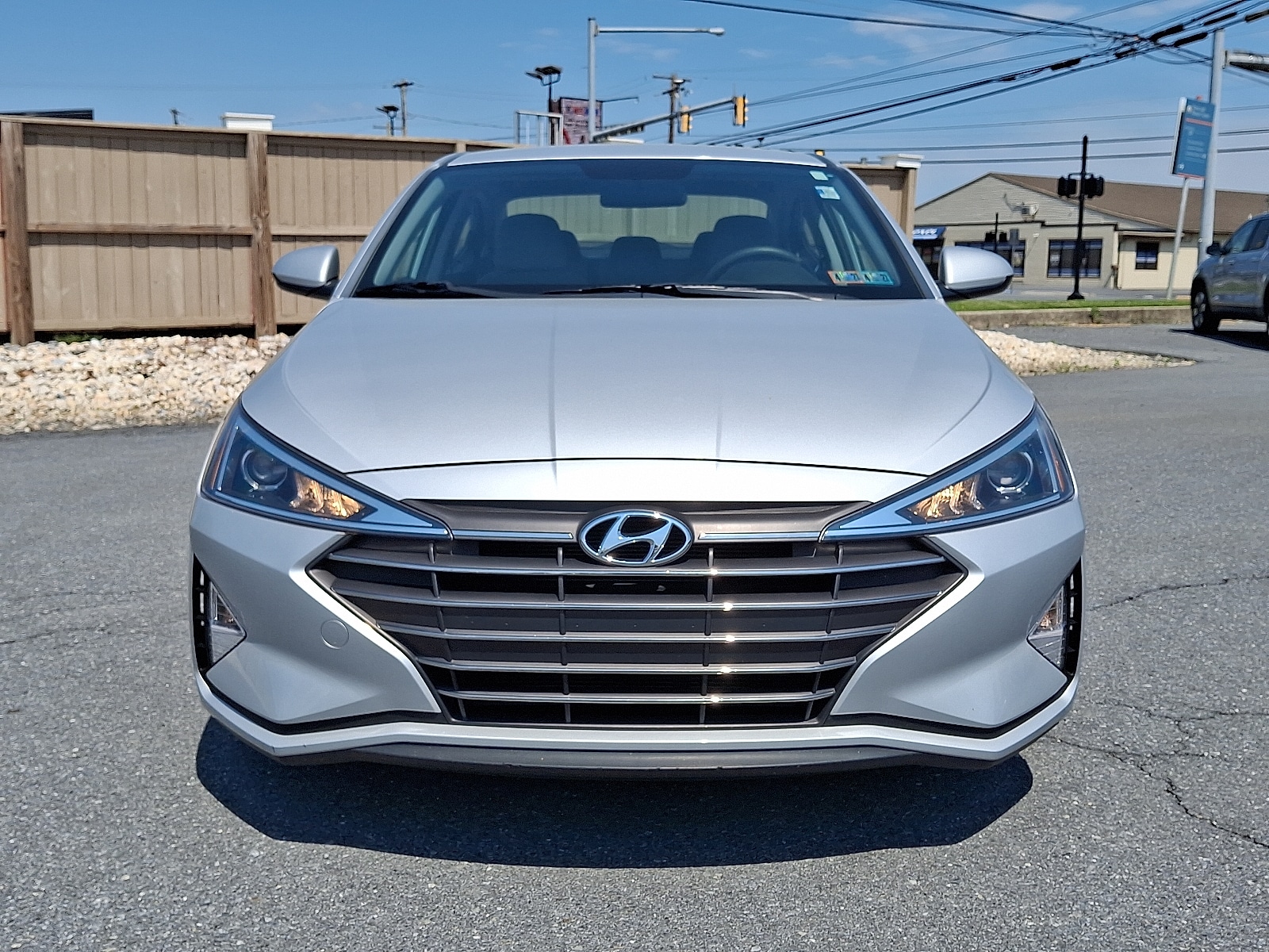 Used 2019 Hyundai Elantra SE with VIN KMHD74LF2KU865676 for sale in East Petersburg, PA