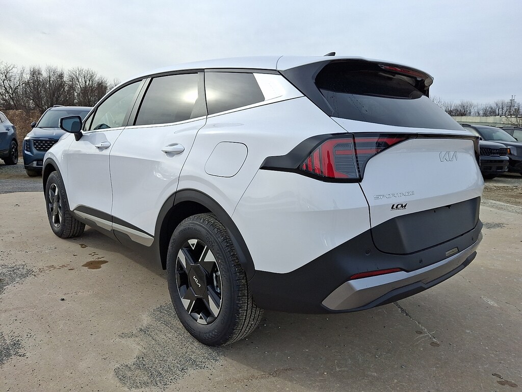 New 2026 Kia Sportage LX SUV