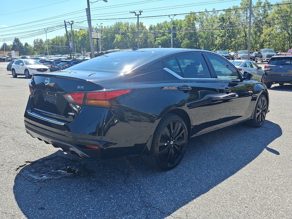 Used 2021 Nissan Altima 2.5 SR Sedan