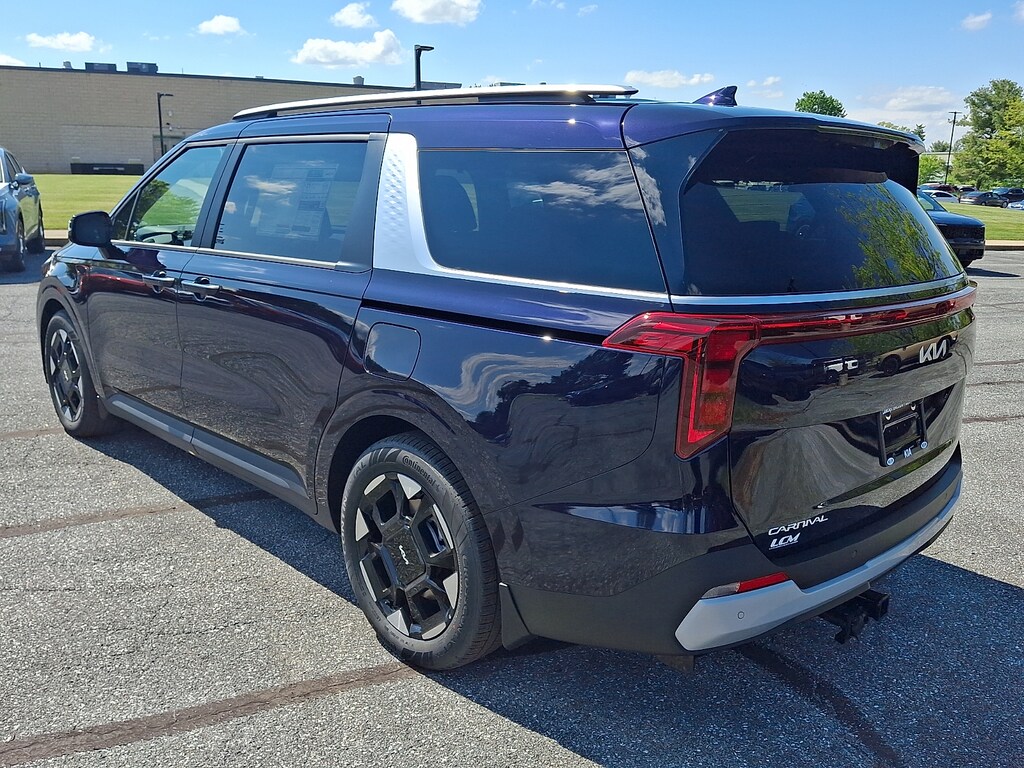New 2026 Kia Carnival EX Van Passenger Van