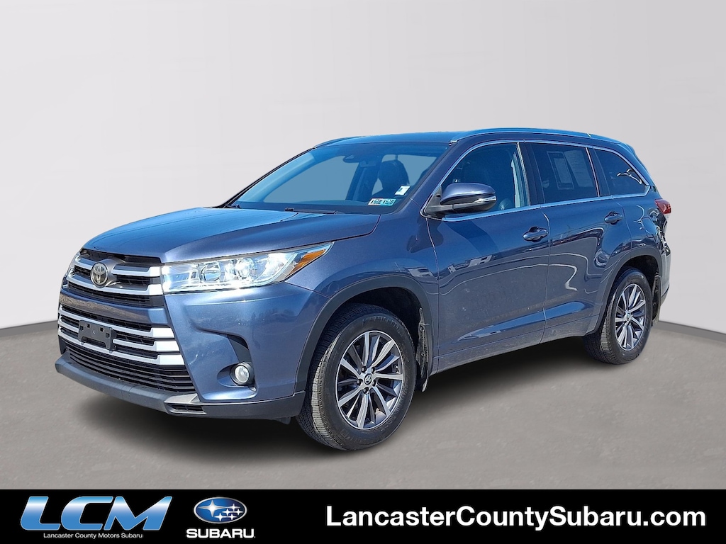 Used 2017 Toyota Highlander XLE V6 SUV