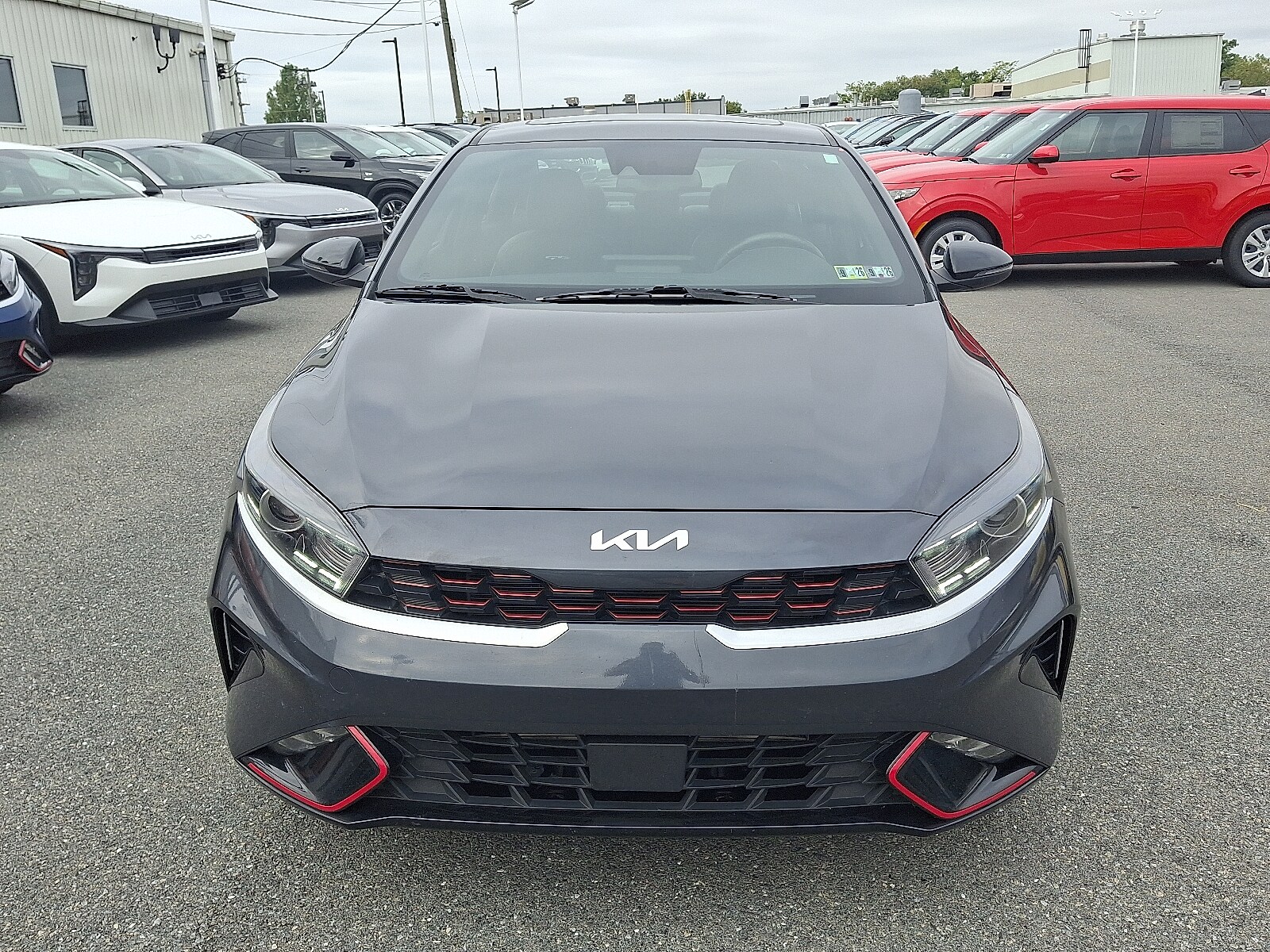 2022 Kia Forte GT-Line photo 2