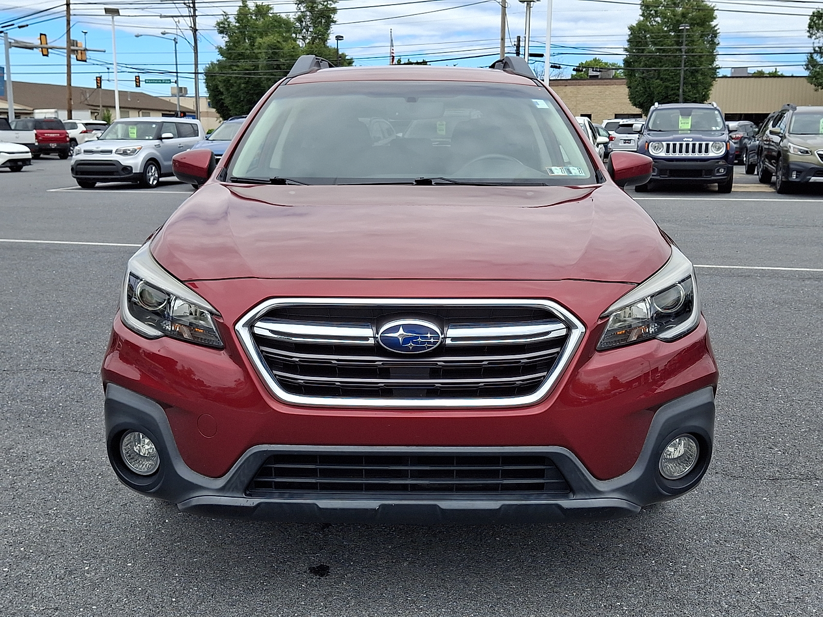 Used 2018 Subaru Outback 2.5i Premium with SUV