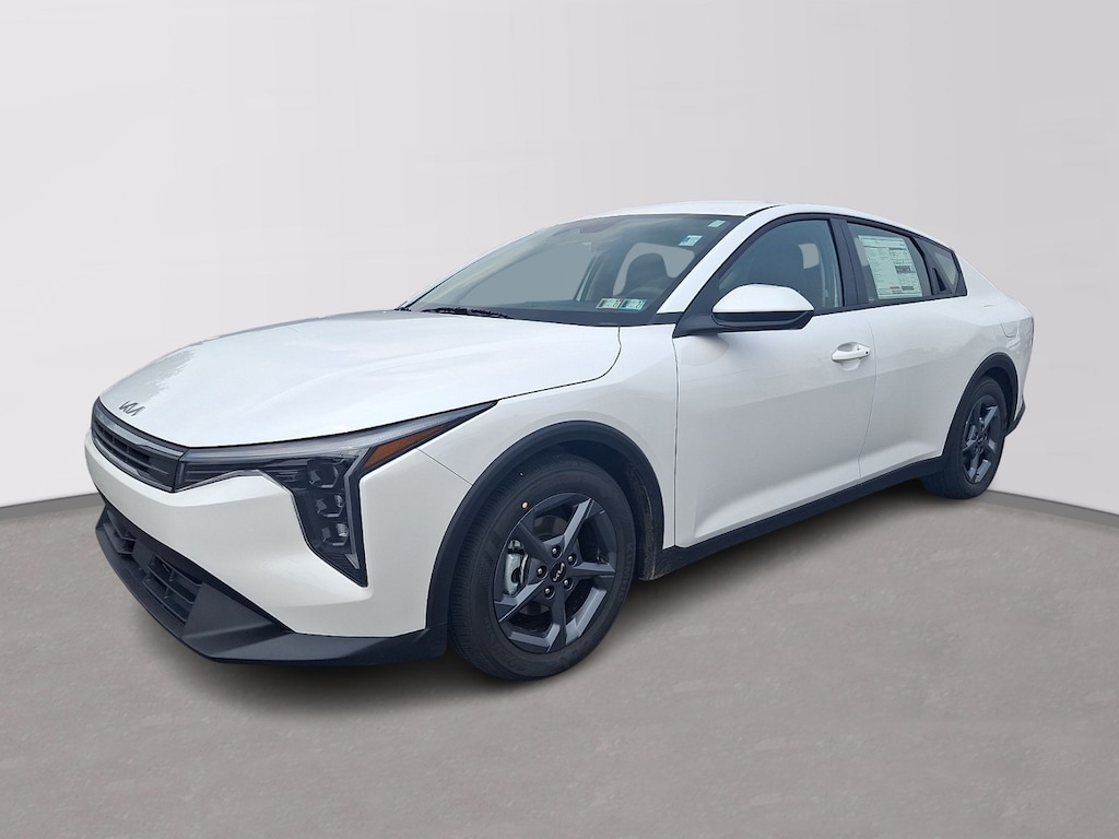 New 2026 Kia K4 LXS Sedan