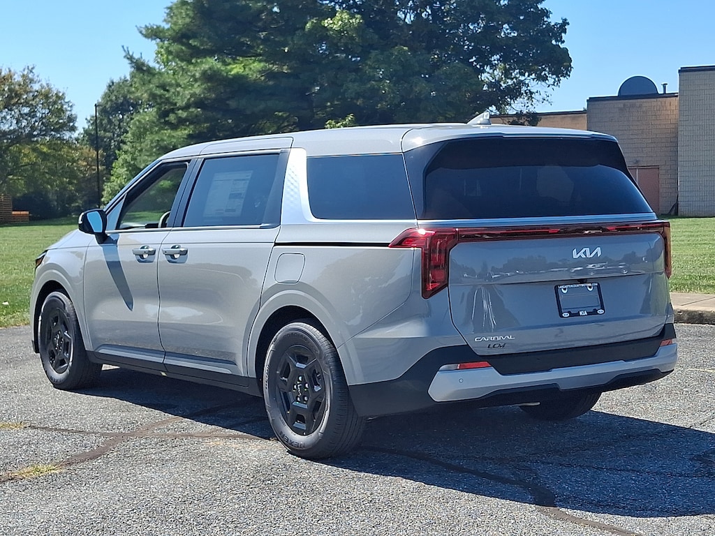 New 2027 Kia Carnival LX Van Passenger Van