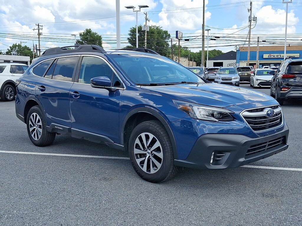 Used 2022 Subaru Outback Premium SUV