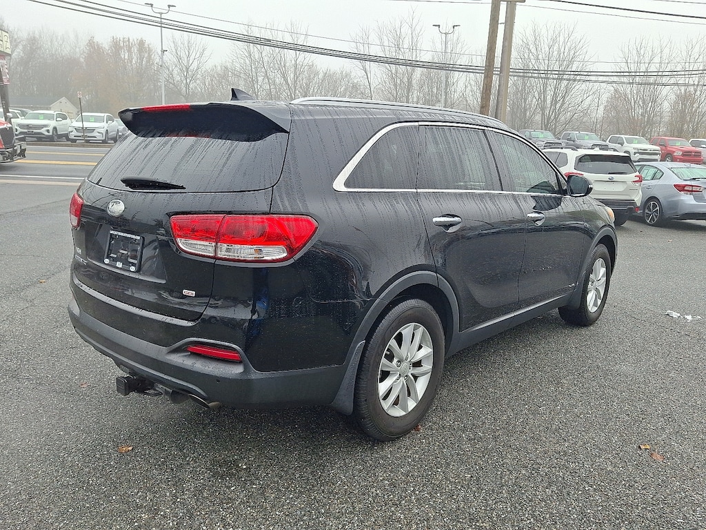 Used 2016 Kia Sorento 2.4L LX FWD SUV