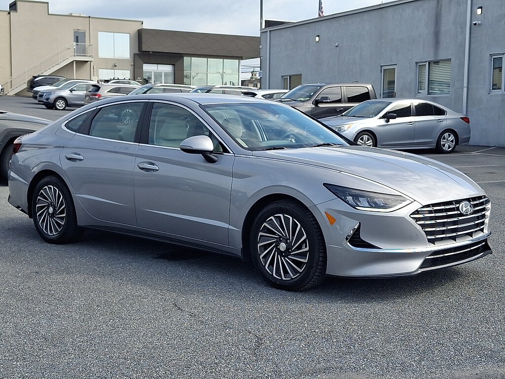 Certified 2023 Hyundai Sonata Hybrid SEL Sedan