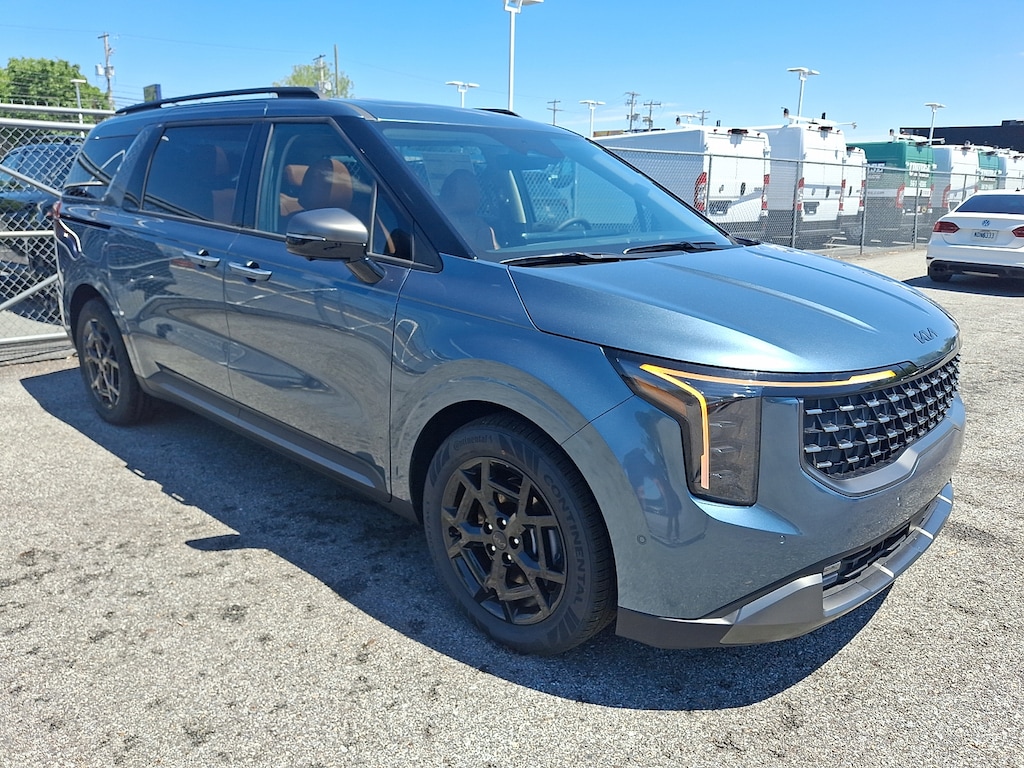 New 2026 Kia Carnival Hybrid SX Van Passenger Van