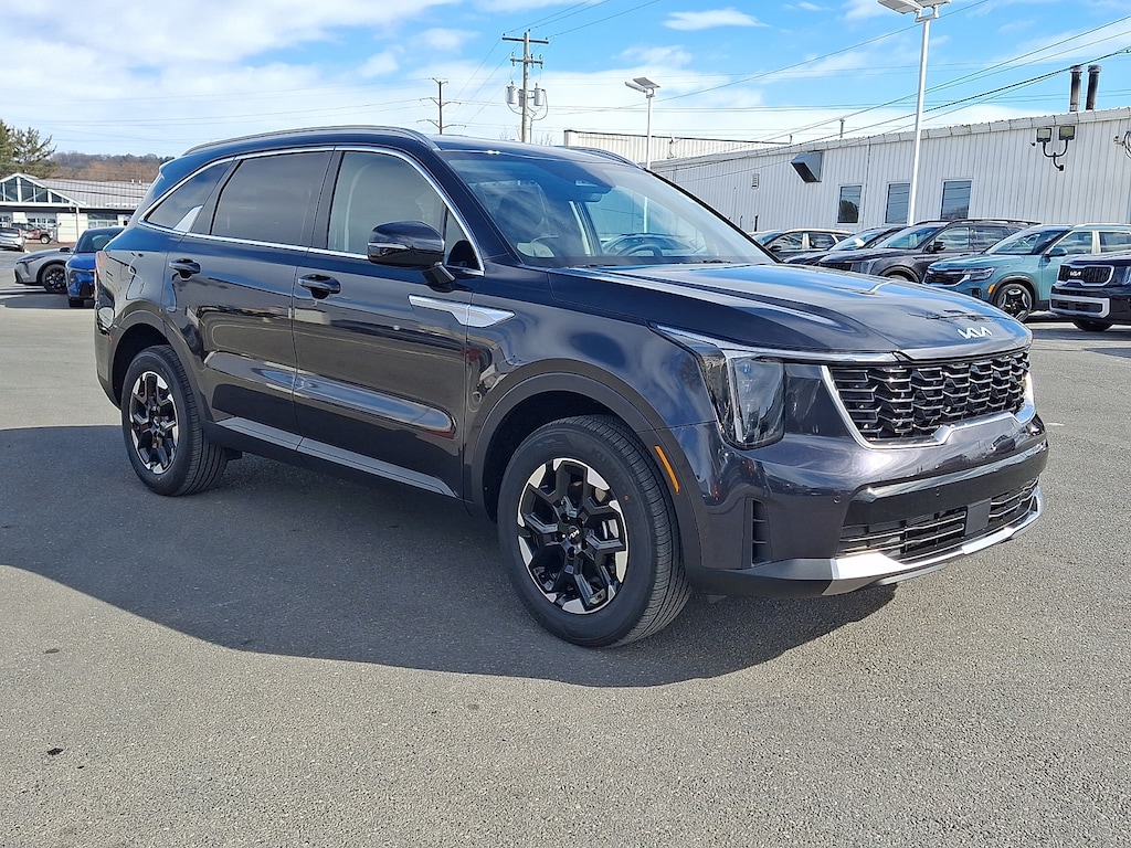 New 2026 Kia Sorento S SUV