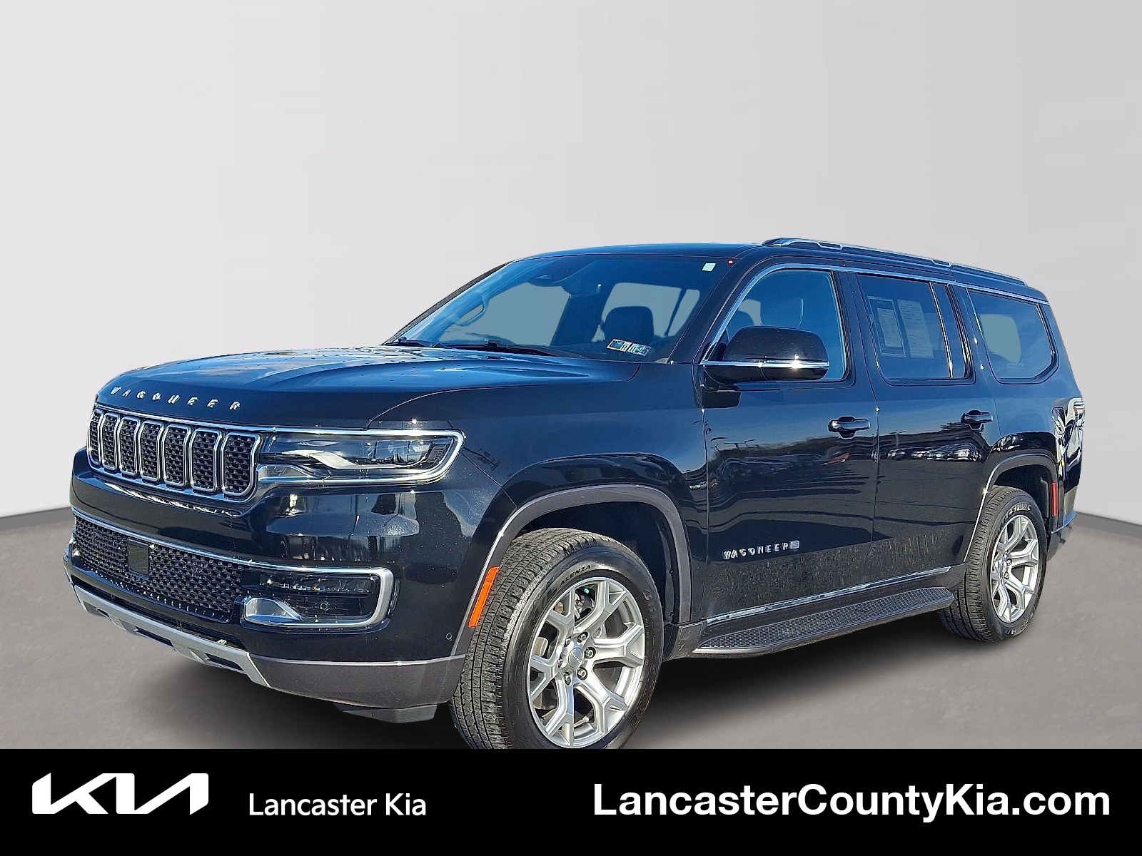 2022 Jeep Wagoneer Series II's photo