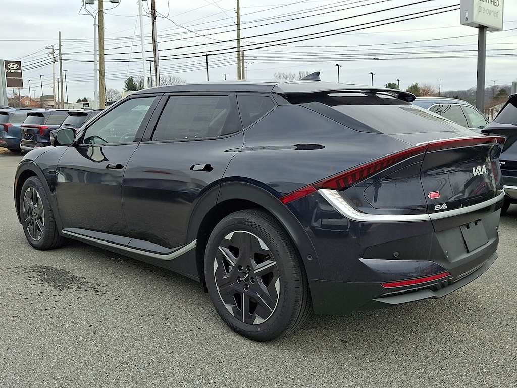 New 2025 Kia EV6 Light Long Range SUV