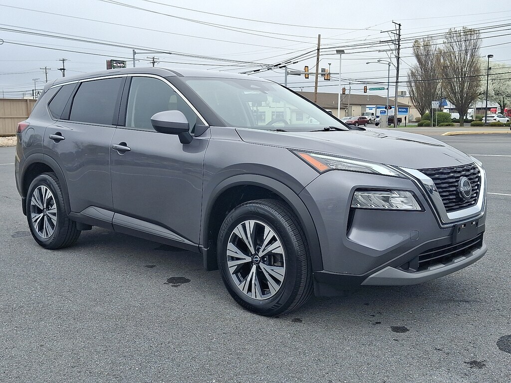 Used 2023 Nissan Rogue SV SUV