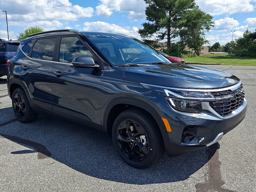 New 2026 Kia Seltos EX SUV
