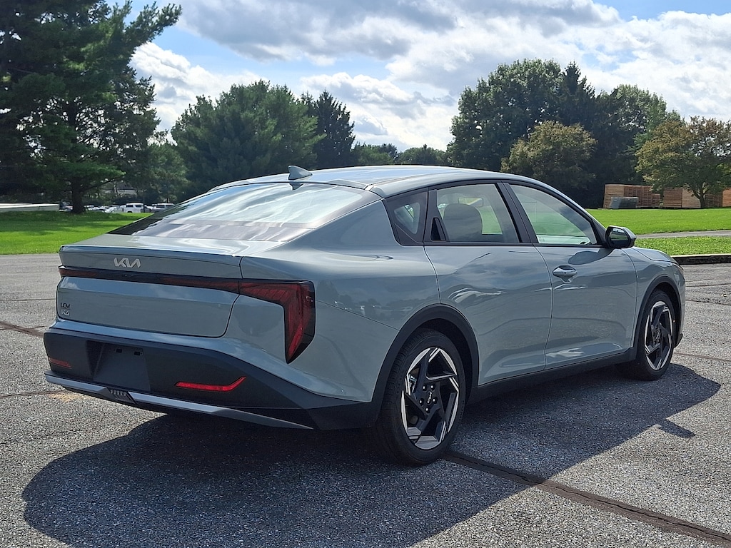 New 2026 Kia K4 EX Sedan