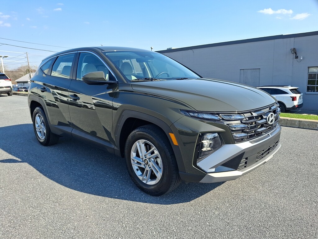 Certified 2025 Hyundai Tucson SE SUV