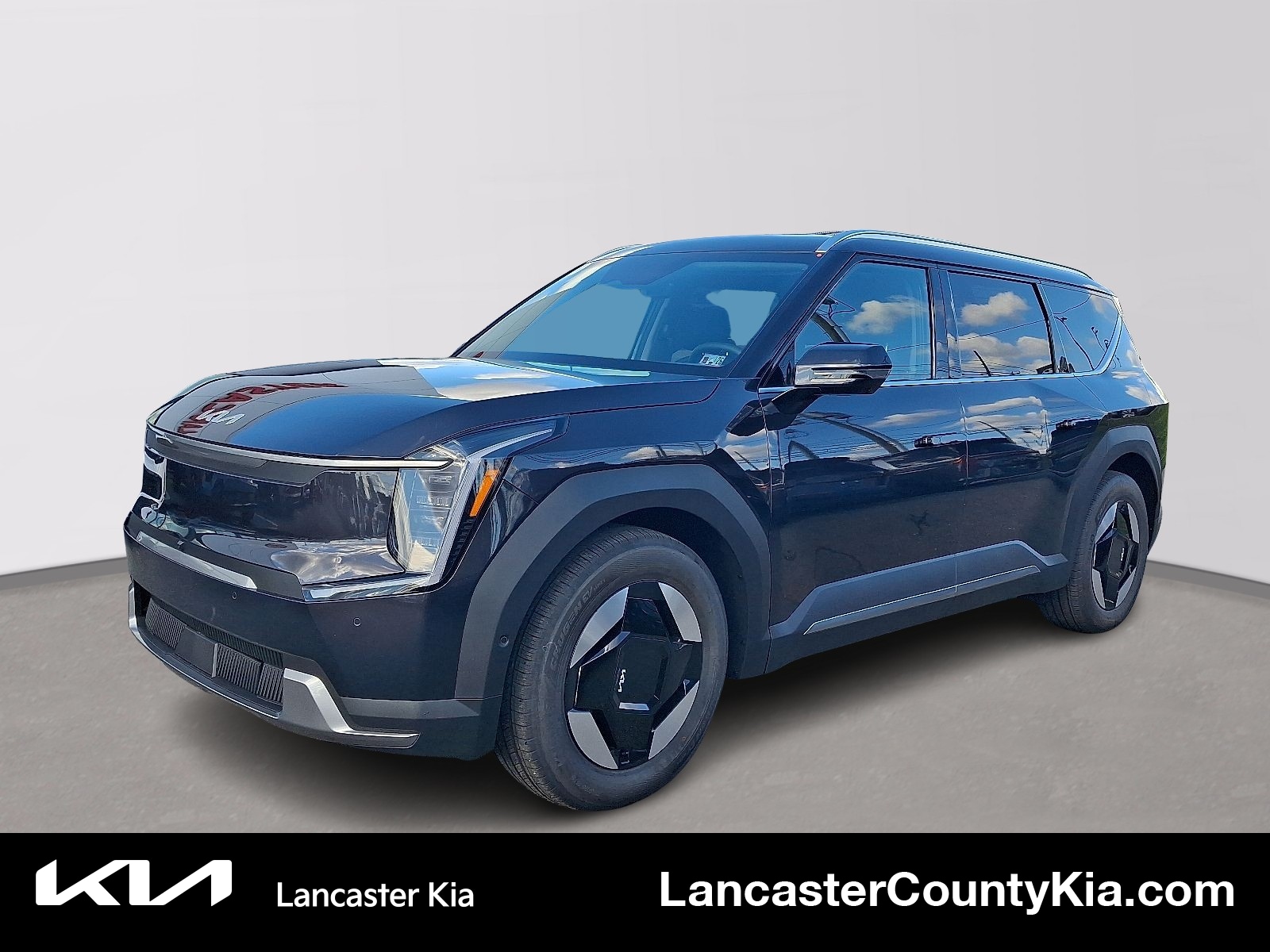 2026 Kia EV9 Wind's photo