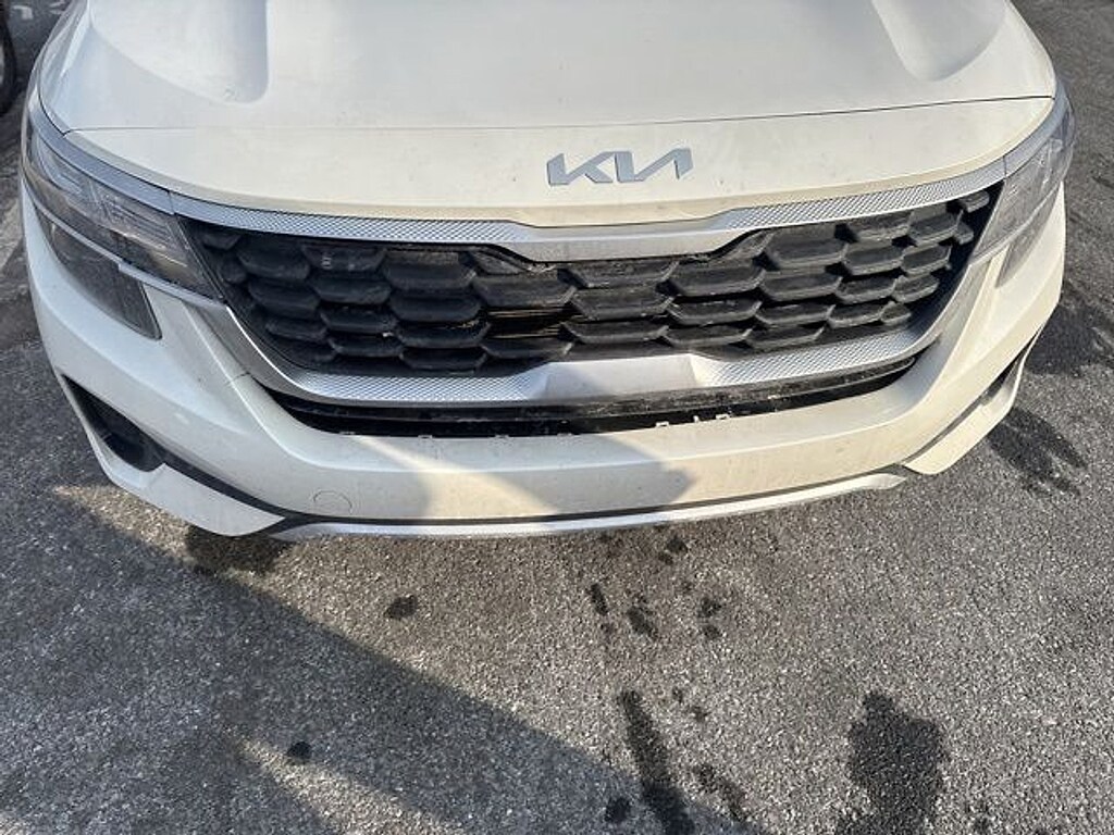 Used 2023 Kia Seltos LX SUV