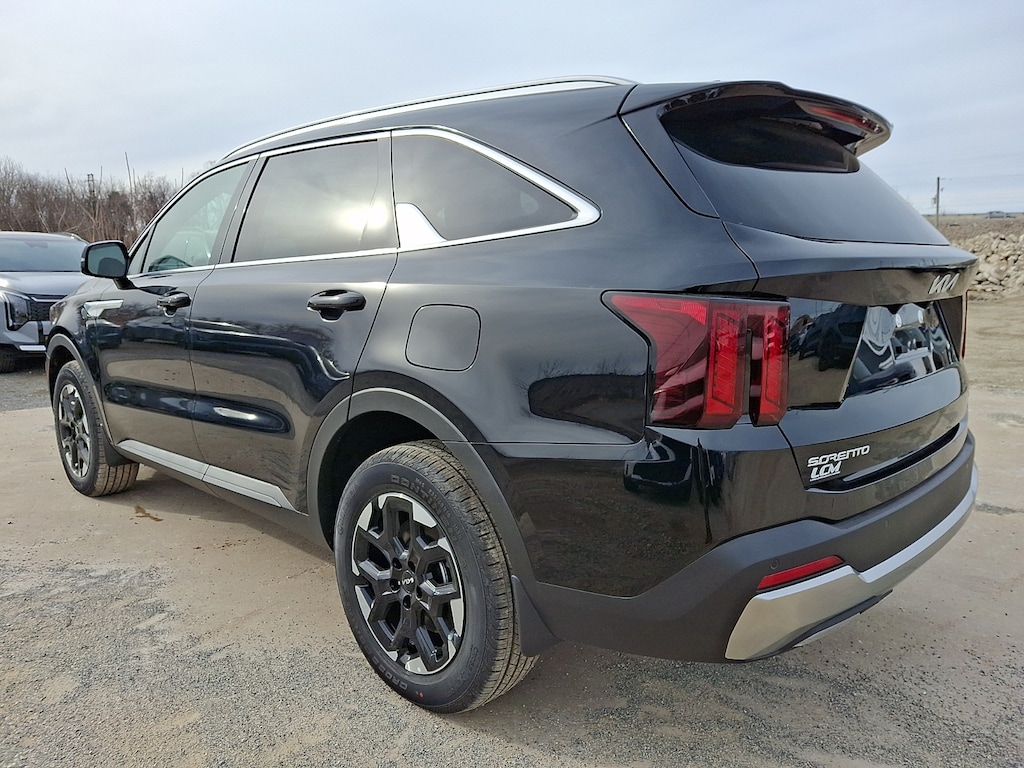 New 2026 Kia Sorento S SUV