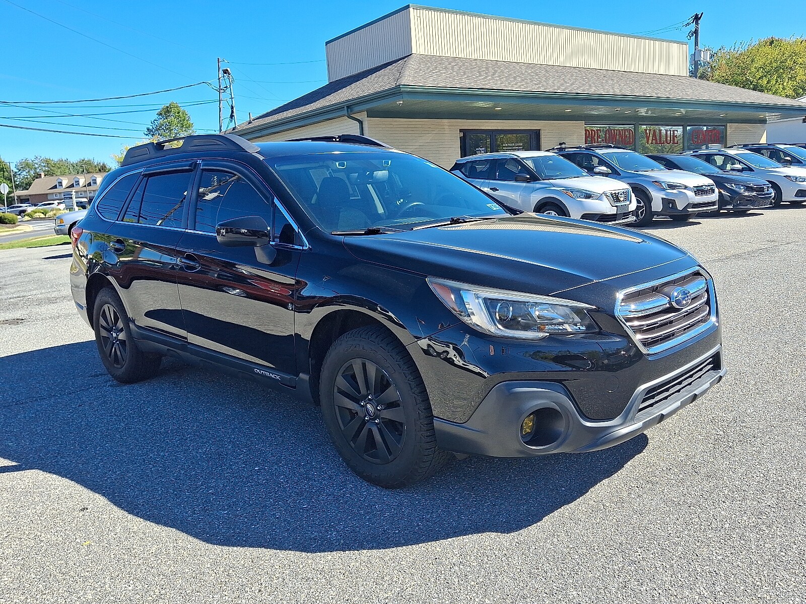2019 Subaru Outback 2.5i Premium photo 3