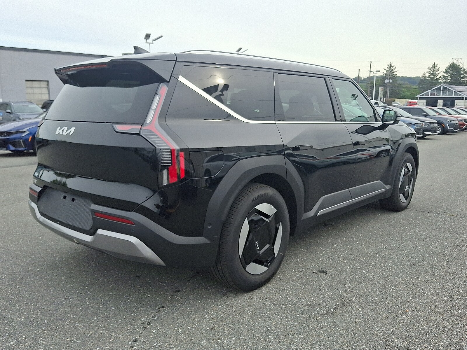 2026 Kia EV9 Wind photo 3