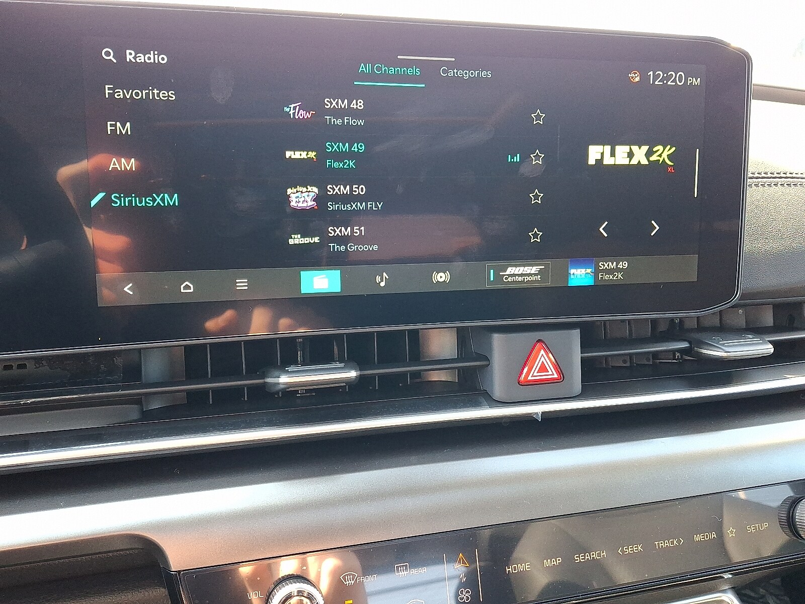 2025 Kia Carnival SX Prestige - Photo 13