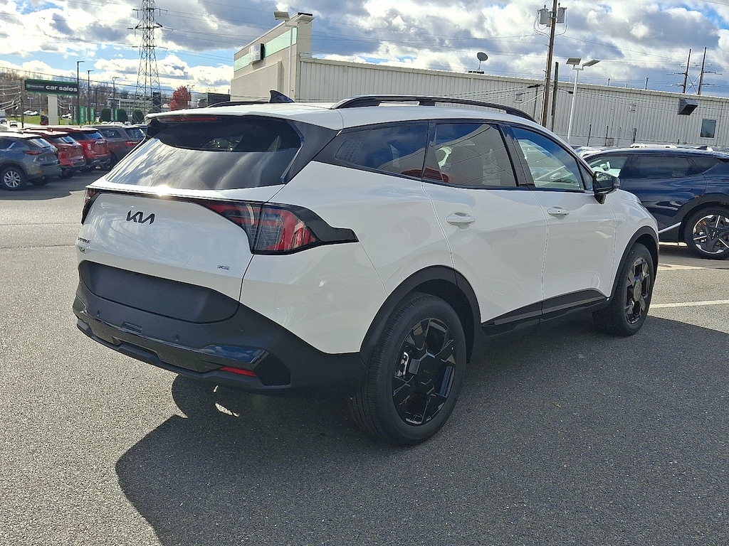 New 2026 Kia Sportage Hybrid X-Line SUV