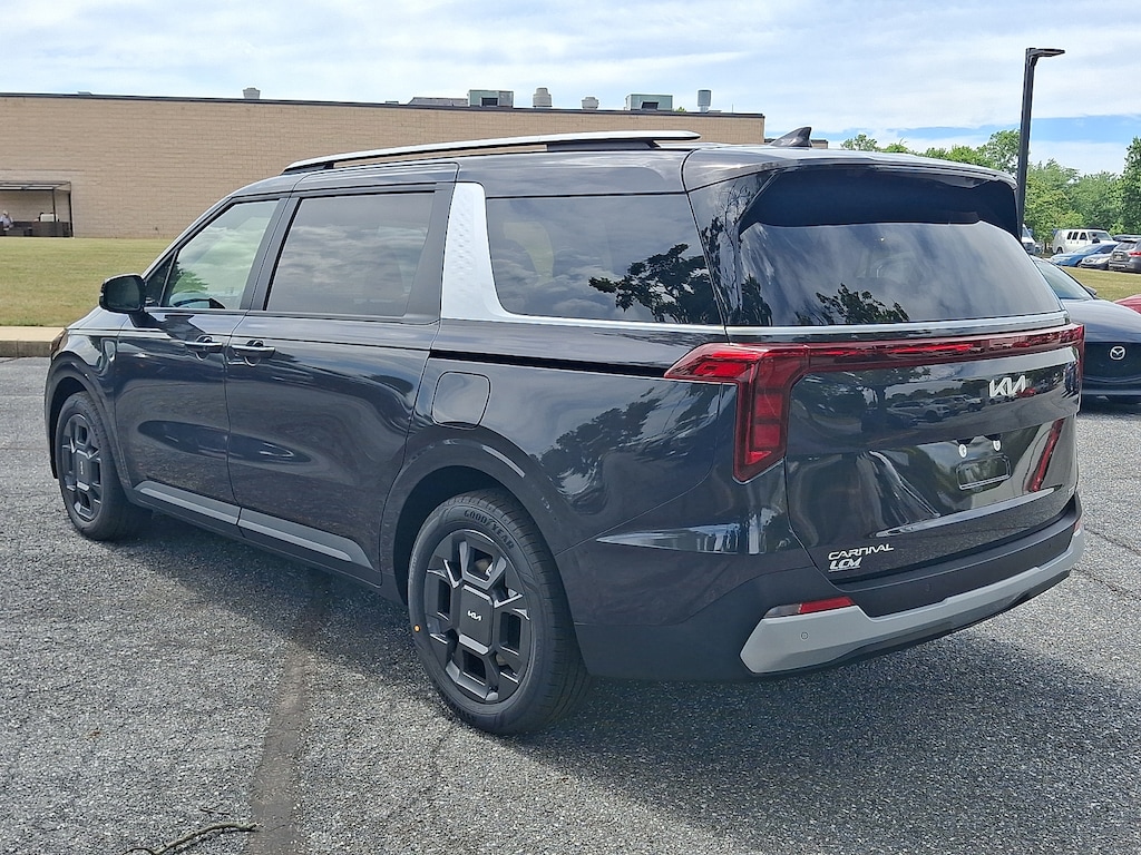 New 2026 Kia Carnival Hybrid EX Van Passenger Van
