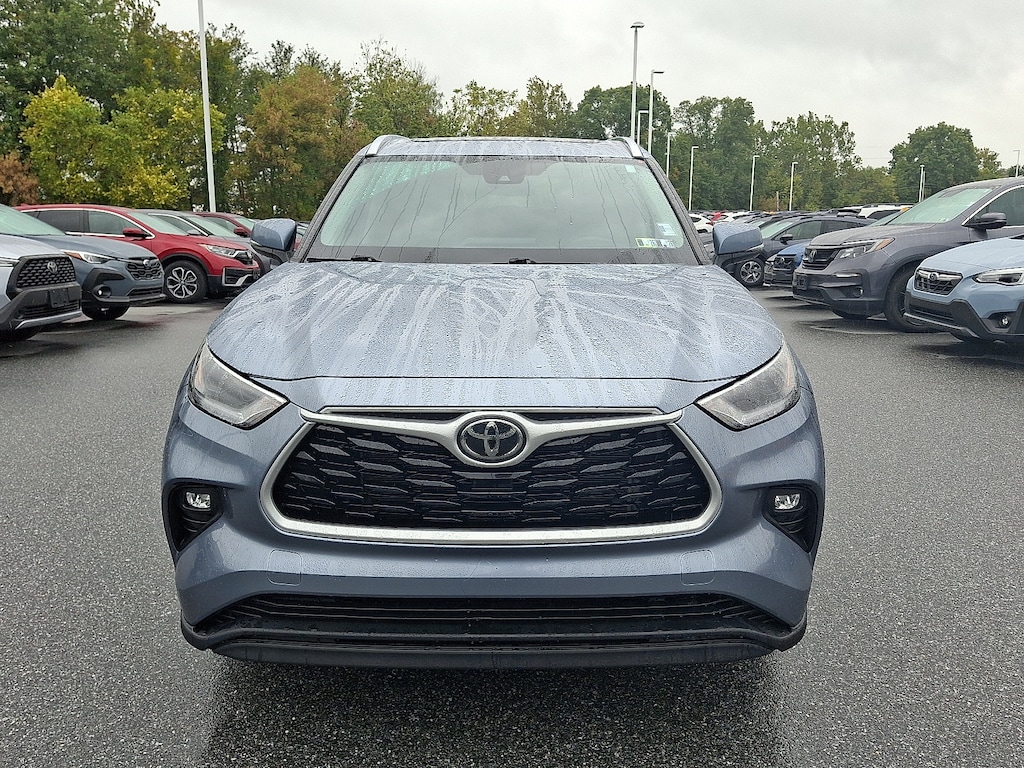 Used 2021 Toyota Highlander XLE SUV