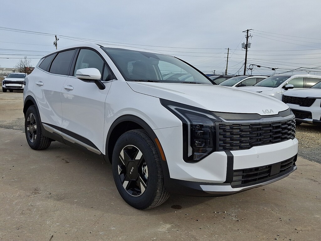 New 2026 Kia Sportage LX SUV