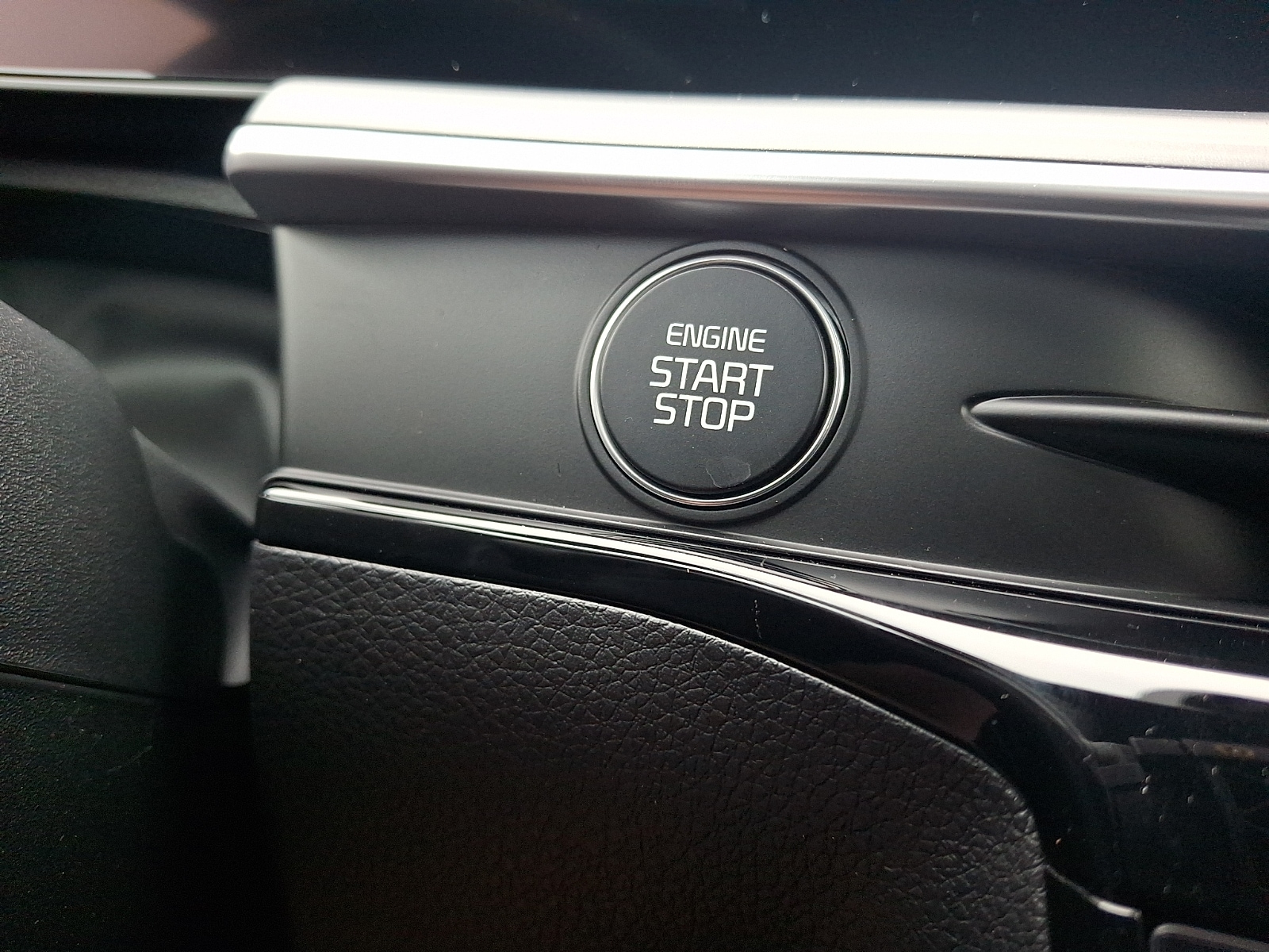2026 Kia K5 GT - Photo 13