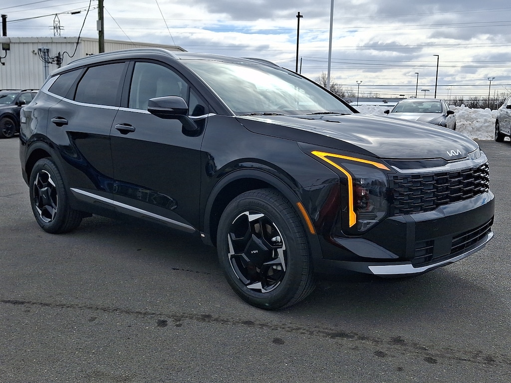 New 2026 Kia Sportage Hybrid EX SUV