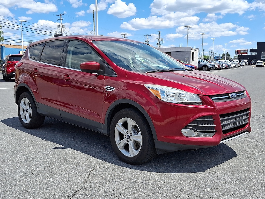 Used 2016 Ford Escape SE SUV