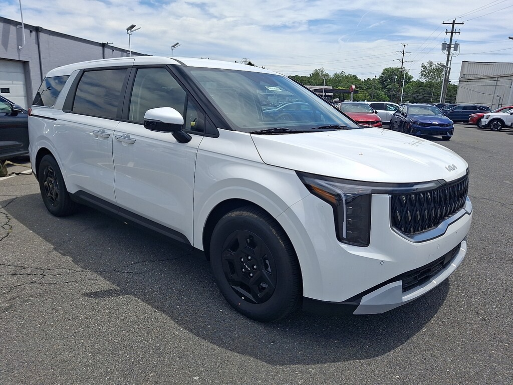 New 2026 Kia Carnival LXS Van Passenger Van