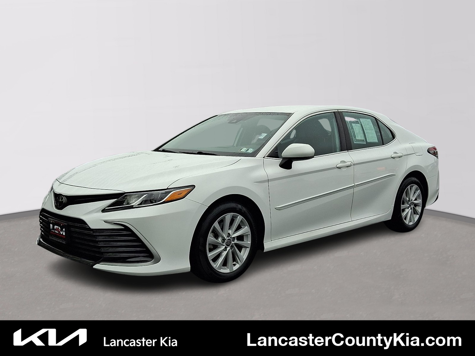 Used 2022 Toyota Camry LE Sedan