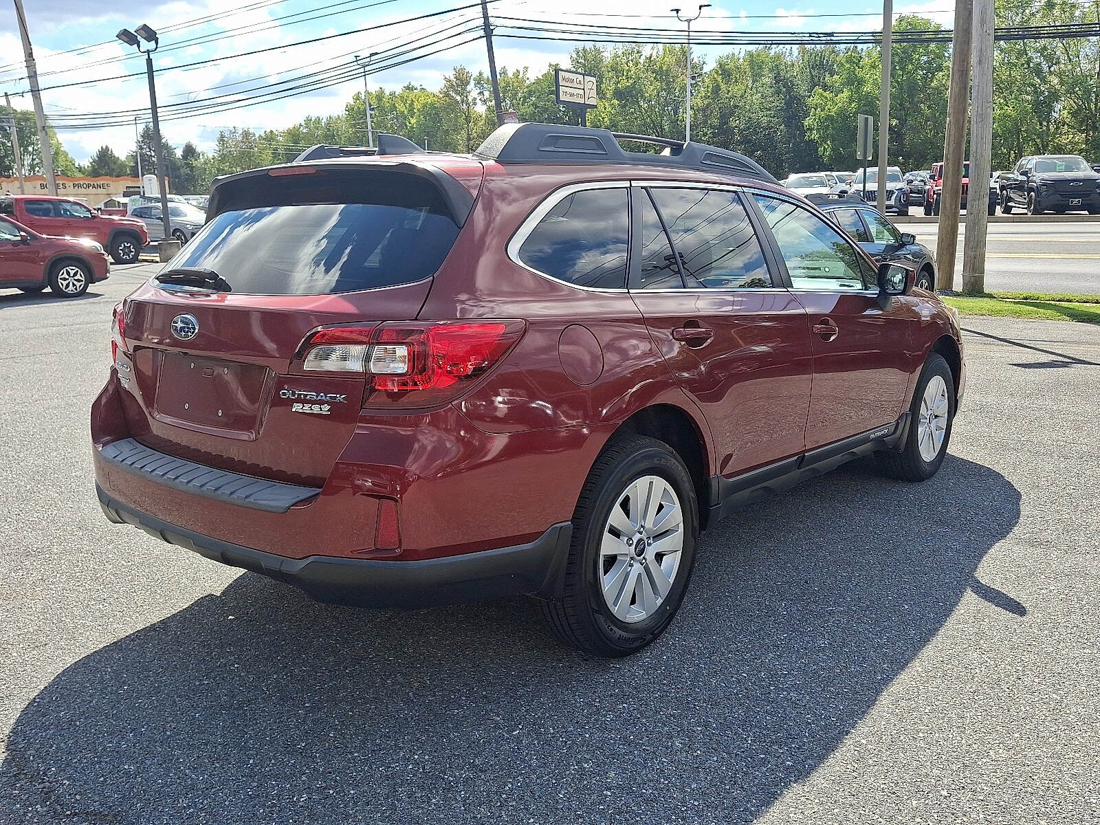 2017 Subaru Outback 2.5i Premium photo 4