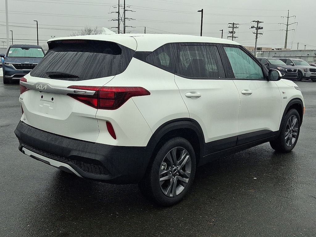 Certified 2023 Kia Seltos LX SUV