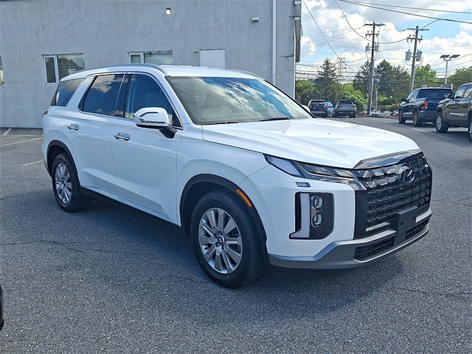 2023 Hyundai Palisade SEL photo 2