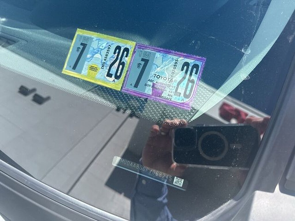 Used 2023 Toyota Corolla Cross XLE SUV