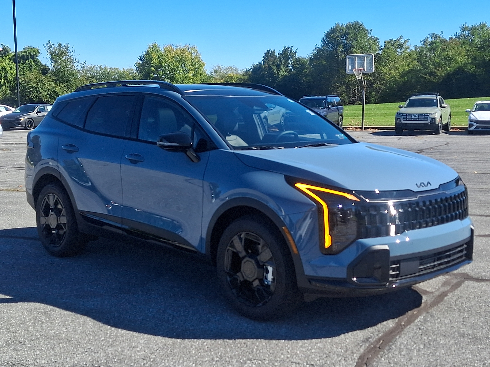 New 2027 Kia Sportage Hybrid X-Line SUV