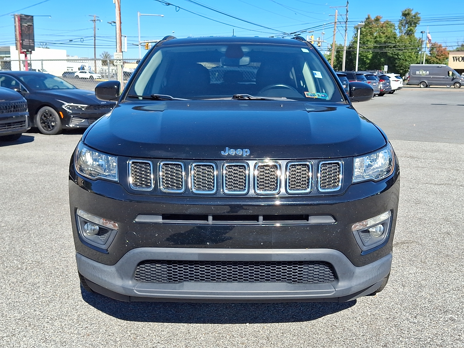 Used 2018 Jeep Compass Latitude 4x4 SUV