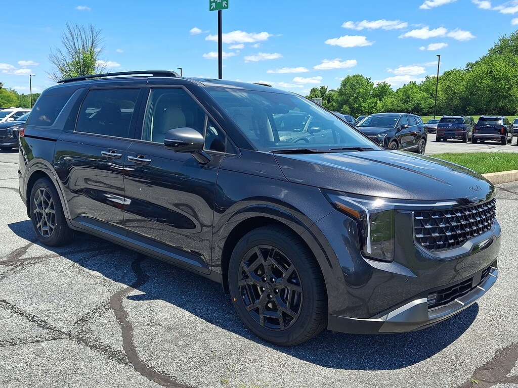 New 2026 Kia Carnival SX Van Passenger Van