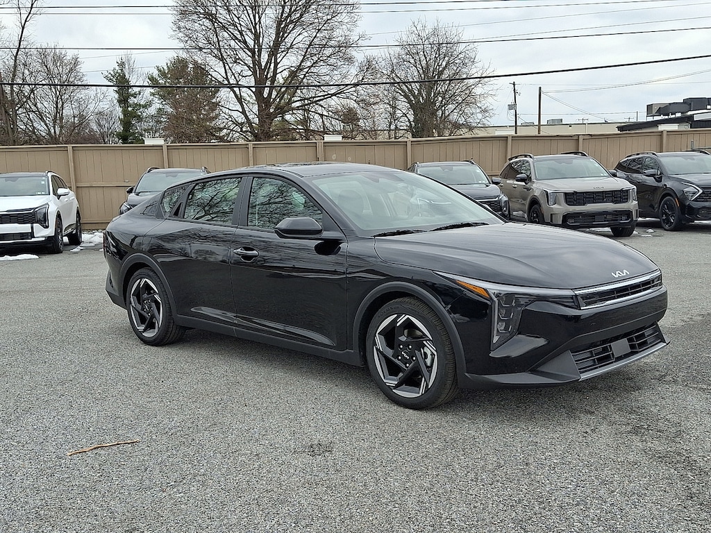 New 2026 Kia K4 EX Sedan