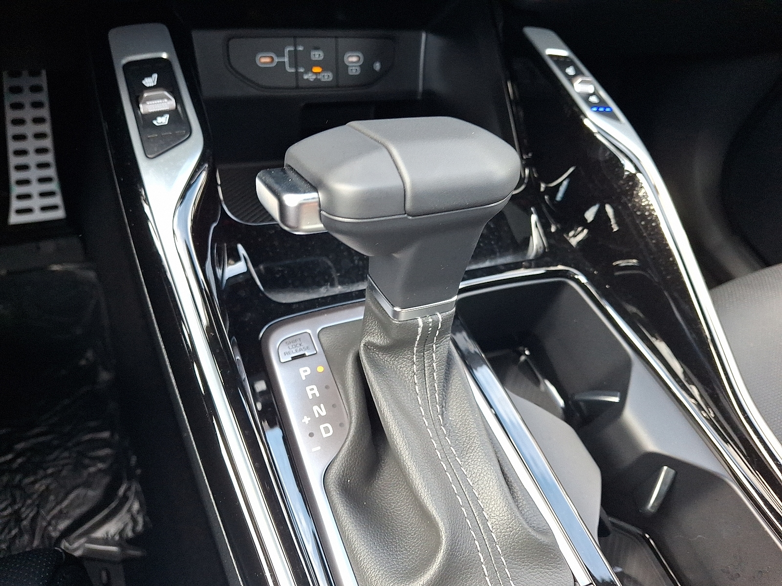 2025 Kia Sorento X-Pro SX Prestige - Photo 11