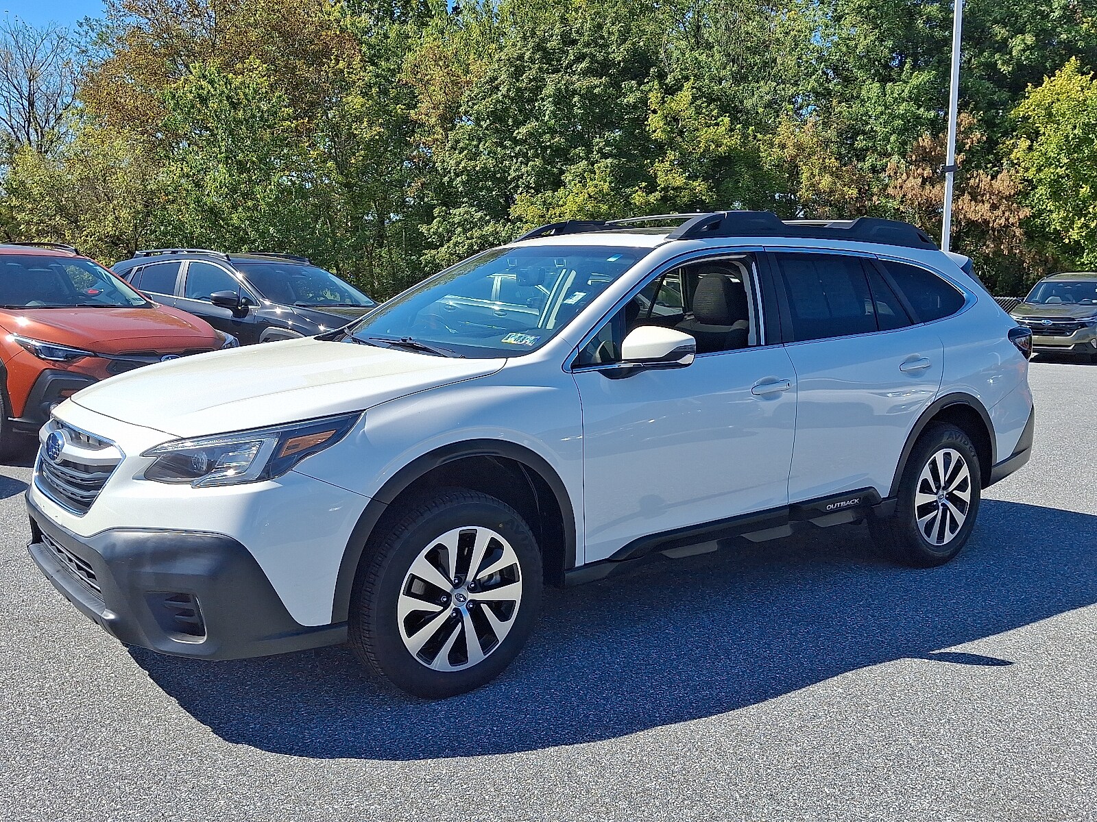 2022 Subaru Outback Premium photo 3