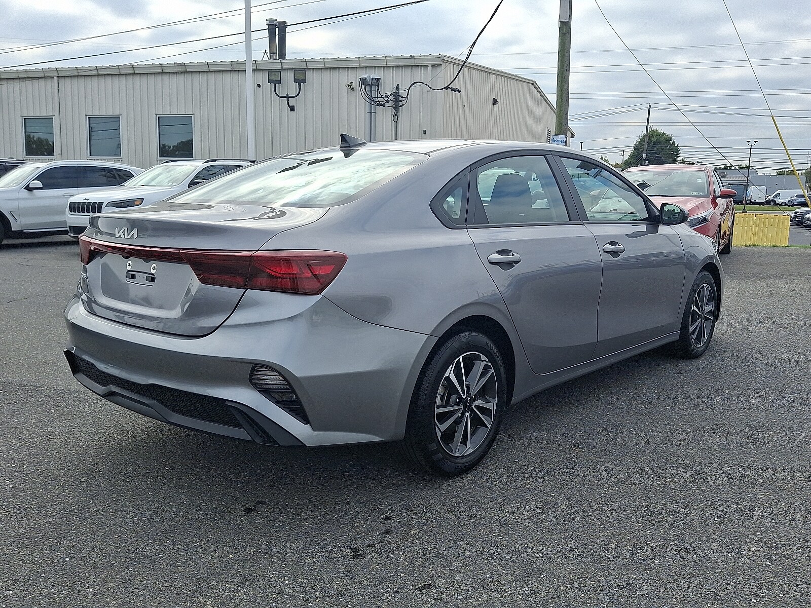 2024 Kia Forte LXS photo 4